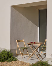 Load image into Gallery viewer, Dandara folding table in FSC 100% solid acacia wood 66 x 66cm - image 4