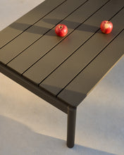 Load image into Gallery viewer, Sorells coffee table in green aluminum 63 x 144,6 cm - image 5