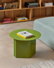 Load image into Gallery viewer, Arvin green iron side table Ø 55cm - image 5