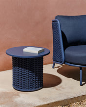 Load image into Gallery viewer, Sedalis outdoor side table in aluminium and blue rope cord Ø50cm - image 2