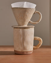 Load image into Gallery viewer, Zunel beige ceramic coffee cup with dripper set - image 2