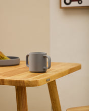 Load image into Gallery viewer, Lili set of two cups in orange and blue silicone - image 3