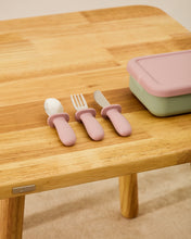 Load image into Gallery viewer, Lili lunch box in pink and turquoise silicone - image 6