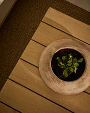 Load image into Gallery viewer, Rivor terracotta planter with natural finish Ø 36cm - image 2