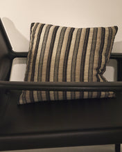 Load image into Gallery viewer, Isena 100% cotton cushion cover with multicoloured embroidery 50 x 50cm - image 3