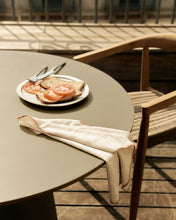Load image into Gallery viewer, Itai outdoor round cement table, Ø 90 cm - image 4