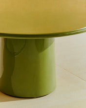Load image into Gallery viewer, Albanella coffee table in cement with glossy green finish Ø85cm - image 3