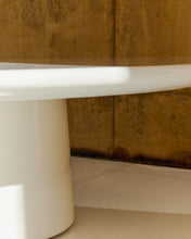 Load image into Gallery viewer, Albanella coffee table in cement with glossy white finish Ø110cm - image 4