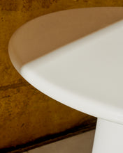 Load image into Gallery viewer, Albanella coffee table in cement with glossy white finish Ø65cm - image 4