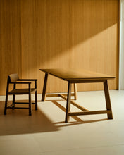 Load image into Gallery viewer, Idun table made of veneer and solid oak wood with natural tone finish FSC Mix Credit 220x100cm - image 6