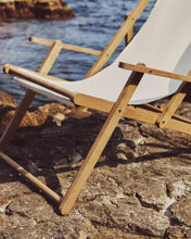 Load image into Gallery viewer, Vilara white outdoor folding deck chair made of FSC 100% solid acacia wood - image 7