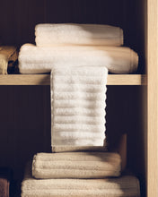 Load image into Gallery viewer, Navira 100% cotton white face towel 30 x 50cm - image 6