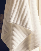 Load image into Gallery viewer, Navira 100% cotton white hand towel 50 x 90cm - image 8