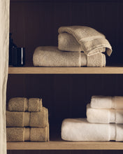 Load image into Gallery viewer, Olvira 100% cotton dark green jacquard face towel 30 x 50cm - image 5