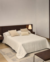 Load image into Gallery viewer, Simmel duvet cover and pillowcase set in ecru linen blend for 150 cm bed - image 2