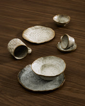 Load image into Gallery viewer, Alenia brown ceramic dessert plate - image 4
