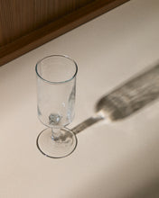Load image into Gallery viewer, Obila wine glass made of transparent recycled glass - image 3