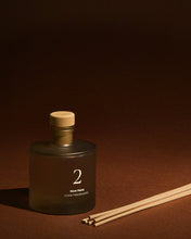 Load image into Gallery viewer, 200ml Sweet Vanilla fragrance reed diffuser - image 3