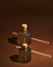 Load image into Gallery viewer, 200ml Sweet Vanilla fragrance reed diffuser - image 4