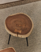 Load image into Gallery viewer, Tanive side table in solid acacia wood with bleached finish and black steel legs Ø35cm - image 4