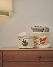 Load image into Gallery viewer, Tandani set of 2 beige cotton children's baskets with embroidered leaves - image 2