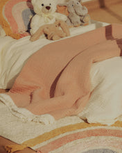 Load image into Gallery viewer, Nafine 100% cotton muslin blanket with two-toned fringe 130 x 170 cm - image 3