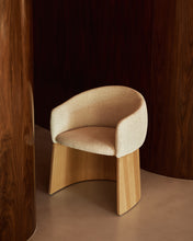 Load image into Gallery viewer, Bosca chair in beige chenille and oak veneer FSC 100% - image 9