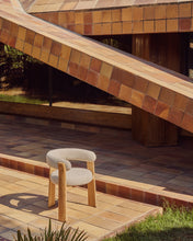 Load image into Gallery viewer, Granite 3-leg beige outdoor chair with FSC 100% solid teak wood legs in a natural finish - image 5