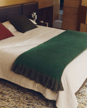 Load image into Gallery viewer, Zenti 100% cotton bedspread in double sided zebra jacquard for 90/135 cm bed - image 2
