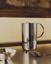 Load image into Gallery viewer, Nirela stainless steel jug - image 2