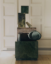 Load image into Gallery viewer, Serela tray in green marble 18 x 18 cm - image 4