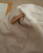 Load image into Gallery viewer, Vicka pouffe in beige bouclé, Ø 70 cm - image 4