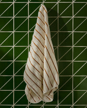 Load image into Gallery viewer, Dorane 100% cotton towel with orange stripes 50 x 90cm - image 3