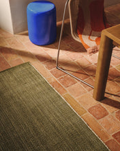 Load image into Gallery viewer, Tirla green 100% PET rug 200 x 300cm - image 3