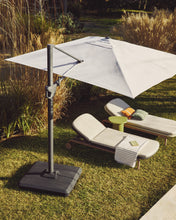 Load image into Gallery viewer, Alfaz cantilever parasol base in black plastic 98 x 98 cm - image 2