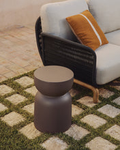 Load image into Gallery viewer, Garbet side table in brown concrete Ø 32cm - image 2