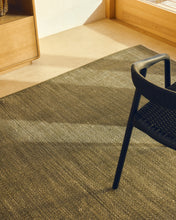 Load image into Gallery viewer, Tirla green 100% PET rug 200 x 300cm - image 2