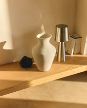 Load image into Gallery viewer, Arenys large table lamp in metal with a shiny silver finish - image 6