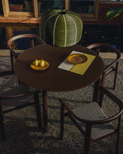 Load image into Gallery viewer, Erice round table in aluminium and brown tempered glass Ø120 cm - image 5