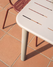 Load image into Gallery viewer, Brai outdoor table in taupe galvanised steel 180 x 90cm - image 4