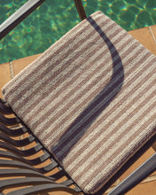 Load image into Gallery viewer, Dirome beige striped 100% PET chair cushion 40 x 40cm - image 4