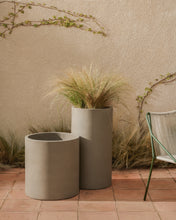 Load image into Gallery viewer, Aiguablava grey cement planter Ø 42cm - image 3