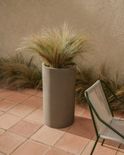 Load image into Gallery viewer, Aiguablava grey cement planter Ø 42cm - image 2