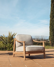 Load image into Gallery viewer, Elunda outdoor armchair in solid teak wood FSC 100% - image 5
