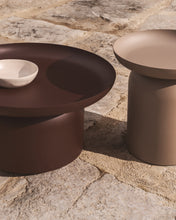 Load image into Gallery viewer, Arcola coffee table in brown aluminium Ø70cm - image 3