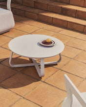 Load image into Gallery viewer, Tamaris ecru aluminium outdoor coffee table Ø80cm - image 2