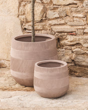 Load image into Gallery viewer, Tival set of 2 beige cement-effect planters Ø 50cm/Ø 34cm - image 3