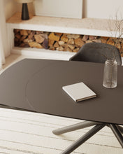 Load image into Gallery viewer, Yodalia extendable table in tempered glass with steel legs in a black finish 130(190)x100 cm - image 4