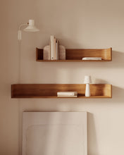 Load image into Gallery viewer, Aria small steel wall light with white finish - image 4