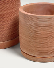 Load image into Gallery viewer, Karlina set of 2 terracotta plant pots with dishes, Ø 33 cm / Ø 24 cm - image 4